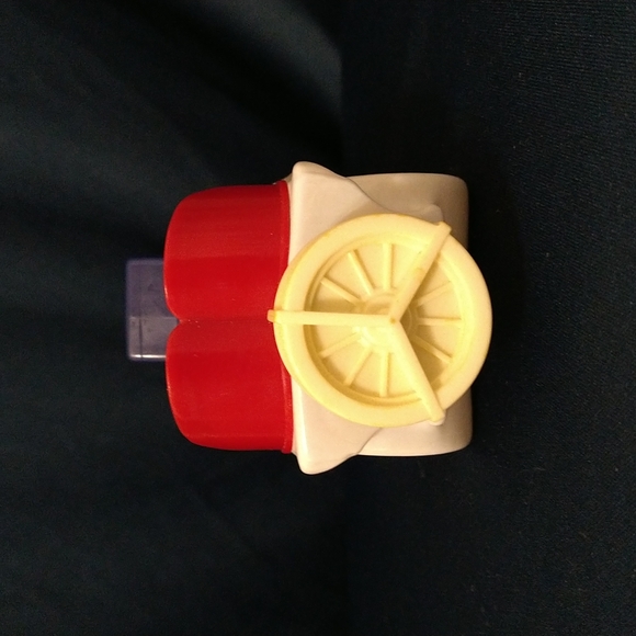 Vintage 1970's Avon Thomas Flyer 1908 Oland After Shave White Glass Bottle Decor - Picture 2 of 4